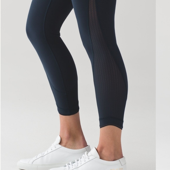 Lululemon High Times Deep Breath Nocturnal Teal Size 4 - Picture 2 of 11